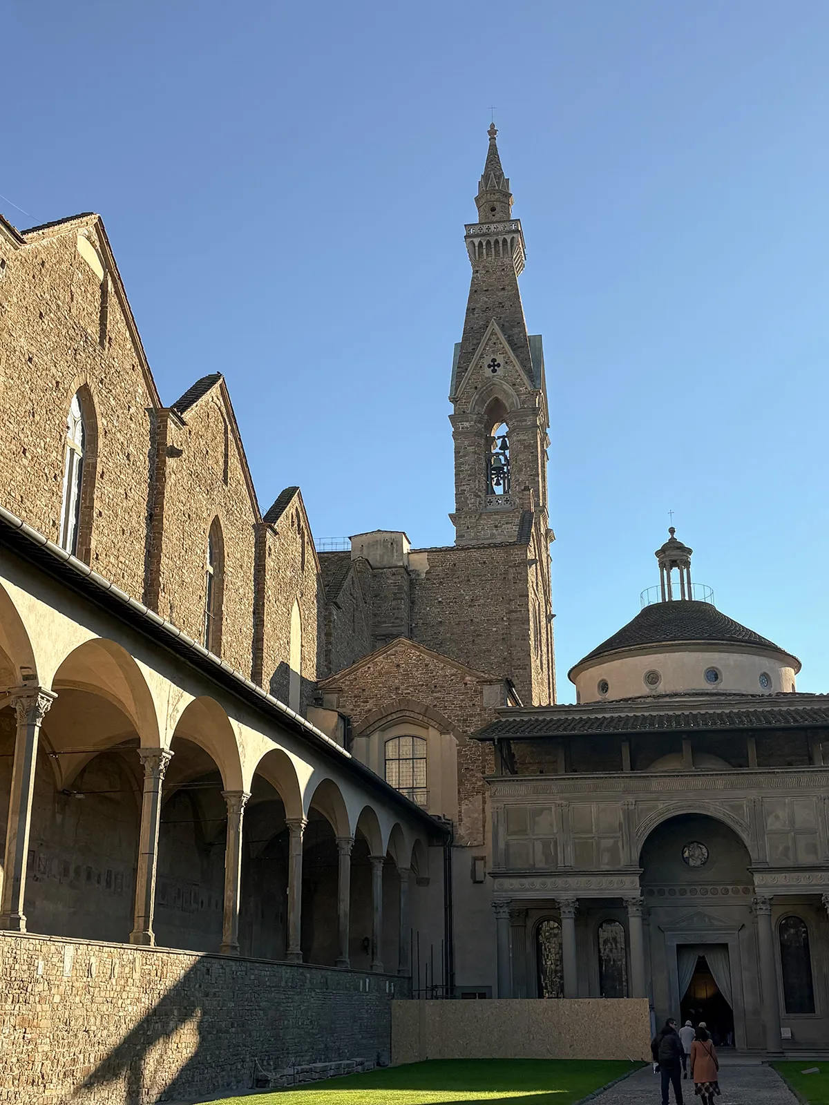 Capela Pazzi e arquitetura renascentista de Brunelleschi